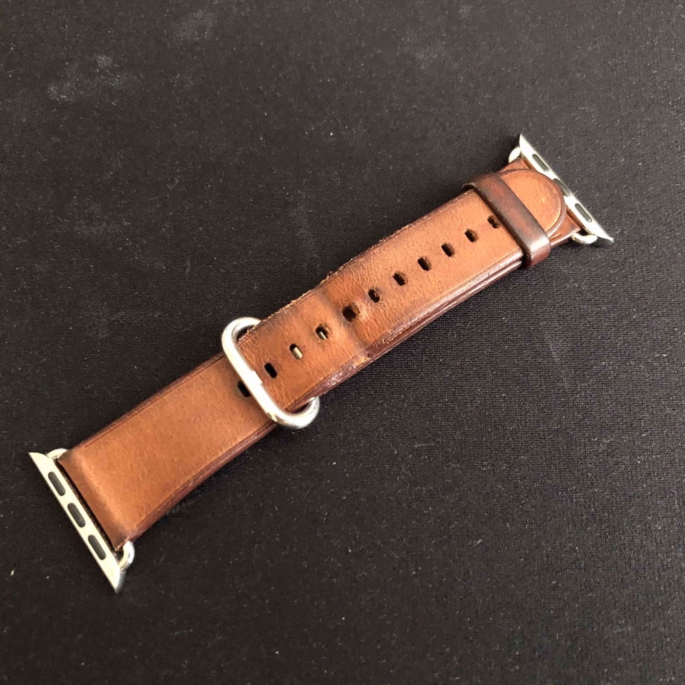 Genuine Apple Watch Classic Buckle Band Saddle Brown 38/40/41mm